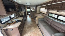 2017 THOR MOTOR COACH WINDSPORT - - 31S