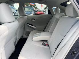 2013 TOYOTA PRIUS HATCHBACK 4-CYL, HYBRID, 1.8 LITER ONE HATCHBACK 4D