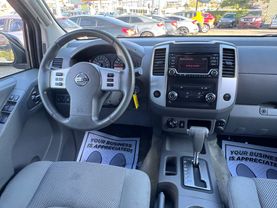2017 NISSAN FRONTIER CREW CAB