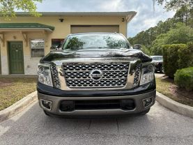 2017 NISSAN TITAN CREW CAB