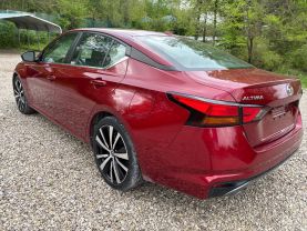 2022 NISSAN ALTIMA SEDAN 4-CYL, 2.5 LITER 2.5 SR SEDAN 4D at T&T Repairables - used car dealership in Spencer, Indiana.