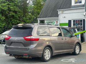 2015 TOYOTA SIENNA VAN V6, 3.5 LITER XLE MINIVAN 4D