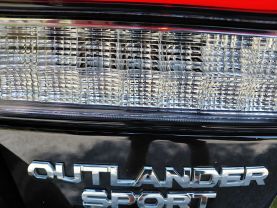 2020 MITSUBISHI OUTLANDER SPORT SUV 4-CYL, 2.0 LITER SE SPORT UTILITY 4D
