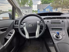 2010 Toyota Prius - Image 17