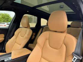 2020 VOLVO XC60 SUV 4-CYL, DRIVE-E, TURBO, 2.0 LITER T5 MOMENTUM SPORT UTILITY 4D