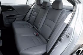 2017 Honda Accord - Image 41
