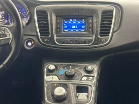 2016 CHRYSLER 200