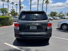 2012 TOYOTA HIGHLANDER SUV 4-CYL, 2.7 LITER SPORT UTILITY 4D