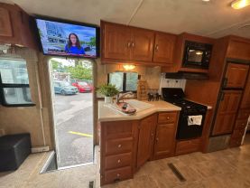 Used 2006 GEORGETOWN BY FOREST RIVER SE SERIES - - 350DS FORD - LA Auto Star located in Virginia Beach, VA