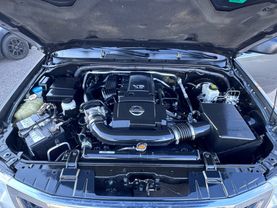 2017 NISSAN FRONTIER CREW CAB