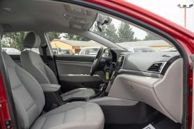 2017 HYUNDAI ELANTRA SEDAN 4-CYL, 2.0 LITER SE SEDAN 4D