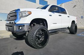 2019 TOYOTA TUNDRA CREWMAX SR5 PICKUP 4D 5 1/2 FT