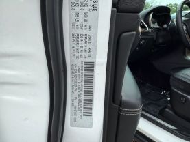 2015 JEEP GRAND CHEROKEE SUV V6, FLEX FUEL, 3.6 LITER LIMITED SPORT UTILITY 4D