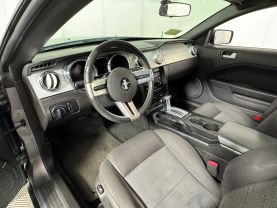 2007 FORD MUSTANG COUPE V6, 4.0 LITER DELUXE COUPE 2D