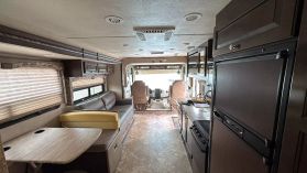2017 THOR MOTOR COACH WINDSPORT - - 31S