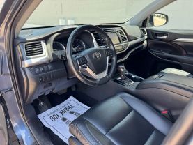 2019 TOYOTA HIGHLANDER SUV V6, 3.5 LITER SE SPORT UTILITY 4D