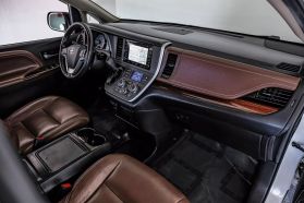 2020 TOYOTA SIENNA VAN V6, 3.5 LITER LIMITED PREMIUM MINIVAN 4D