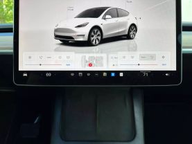 2023 TESLA MODEL Y SUV DUAL AC ELECTRIC MOTORS LONG RANGE SPORT UTILITY 4D