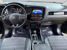 2019 MITSUBISHI OUTLANDER SUV 4-CYL, 2.4 LITER SE SPORT UTILITY 4D