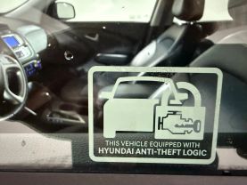 2012 HYUNDAI TUCSON