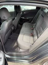 2017 Chevrolet Malibu - Image 10