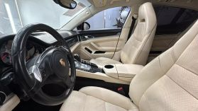 2013 PORSCHE PANAMERA