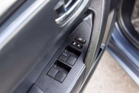 2017 TOYOTA COROLLA SEDAN 4-CYL, 1.8 LITER SE SEDAN 4D