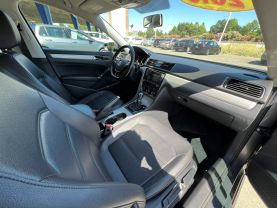 2019 VOLKSWAGEN PASSAT