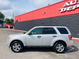 2010 FORD ESCAPE SUV 4-CYL, 2.5 LITER XLT SPORT UTILITY 4D