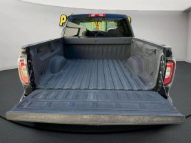 2018 GMC SIERRA 1500 CREW CAB PICKUP V8, ECOTEC3, 5.3 LITER SLT PICKUP 4D 5 3/4 FT