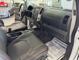 2012 NISSAN FRONTIER CREW CAB PICKUP V6, 4.0 LITER PRO-4X PICKUP 4D 5 FT