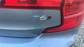 2017 VOLVO S90