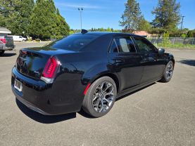 2017 CHRYSLER 300