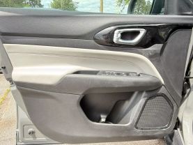2023 Jeep Compass Limited Sport Utility 4d - Image 19
