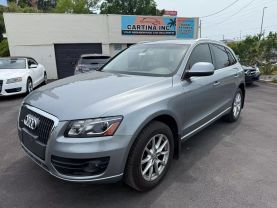 2011 AUDI Q5 SUV 4-CYL, TURBO, 2.0 LITER 2.0T QUATTRO PREMIUM SPORT UTILITY 4D