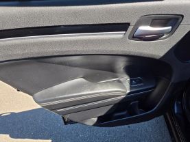 2017 CHRYSLER 300