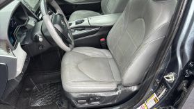 2019 Toyota Avalon - Image 13