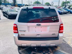 2010 FORD ESCAPE SUV 4-CYL, 2.5 LITER XLT SPORT UTILITY 4D