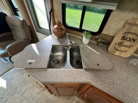 Used 2007 GEORGETOWN BY FOREST RIVER GEORGETOWN XL - - 370TS - LA Auto Star located in Virginia Beach, VA