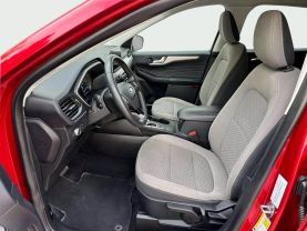 2021 FORD ESCAPE SUV 4-CYL, HYBRID, 2.5 LITER SE HYBRID SPORT UTILITY 4D