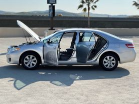 2011 TOYOTA CAMRY SEDAN 4-CYL, 2.5 LITER LE SEDAN 4D