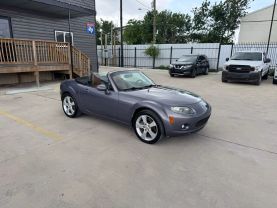2006 MAZDA MX-5 MIATA CONVERTIBLE 4-CYL, 2.0 LITER CONVERTIBLE 2D at Motors On Wheels - used car dealership in Houston, Texas.