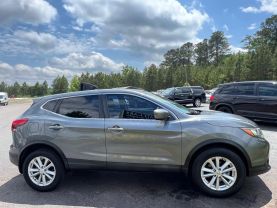2018 Nissan Rogue Sport S (2018.5) Sport Utility 4d - Image 8