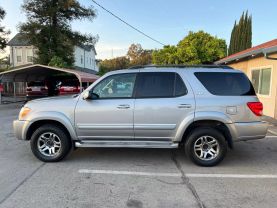 2005 TOYOTA SEQUOIA
