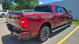 2025 Ram 1500 Crew Cab - Image 5
