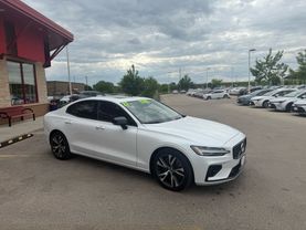 2022 VOLVO S60 SEDAN 4-CYL, DRIVE-E, HYBRID, TURBO, SUPERCHARGED, 2.0 LITER T8 RECHARGE R-DESIGN EXPRESSION SEDAN 4D