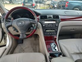 2004 LEXUS ES SEDAN V6, 3.3 LITER ES 330 SEDAN 4D