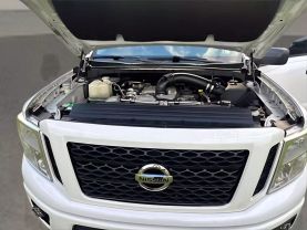 2017 NISSAN TITAN XD CREW CAB PICKUP V8, TURBO DIESEL, 5.0L S PICKUP 4D 6 1/2 FT