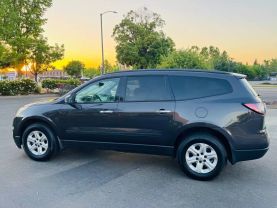 2015 CHEVROLET TRAVERSE SUV V6, 3.6 LITER LS SPORT UTILITY 4D