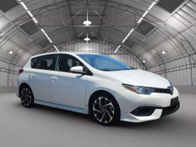 2017 TOYOTA COROLLA IM HATCHBACK